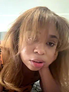 camiliaskye online show from October 21, 2025, 5:07 am