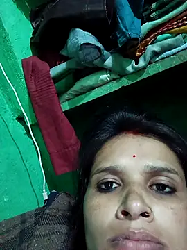 Hoty girl 143 online show from December 1, 2025, 5:03 pm