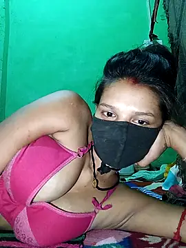 Hoty girl 143 online show from April 18, 2026, 1:52 am