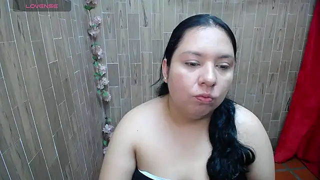 solyeria online show from February 23, 2026, 2:35 am