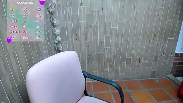 solyeria online show from February 21, 2026, 2:35 am