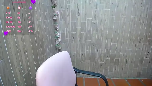 solyeria online show from October 17, 2025, 1:09 am