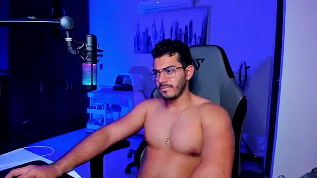 Snapshot of BrunoD31 chatting on November 3, 2025, 4:28 am BrunoD31 online show from November 3, 2025, 4:28 am