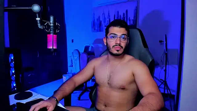 Snapshot of BrunoD31 chatting on November 28, 2025, 4:01 am BrunoD31 online show from November 28, 2025, 4:01 am