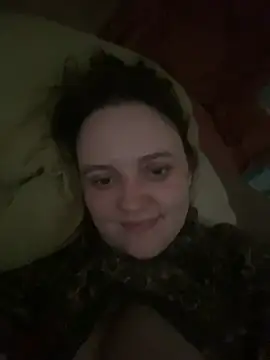 Snapshot of Lella_Ryann_ chatting on July 8, 2026, 6:25 am Lella Ryann online show from July 8, 2026, 6:25 am