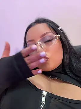 missycanoo online show from July 17, 2026, 1:14 am
