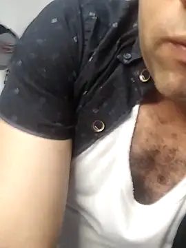 CRISTHIAN GREY01 online show from February 14, 2025, 2:39 am