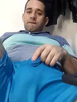 CRISTHIAN GREY01 online show from February 28, 2025, 5:26 am