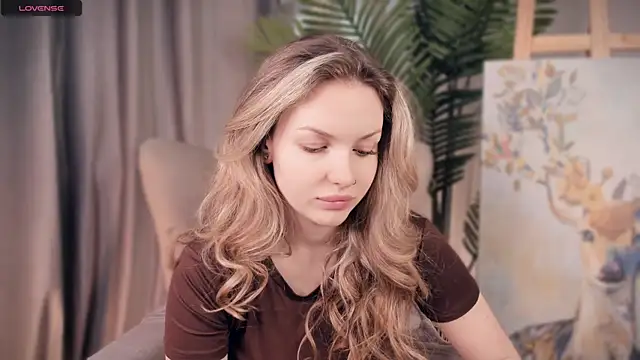 ElizavecaSunrise online show from April 13, 2026, 8:18 am