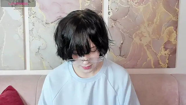 fiamoory online show from February 5, 2026, 1:23 am