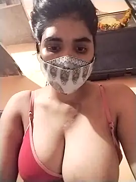 Snapshot of Meri-javani chatting on October 28, 2025, 5:45 pm Meri-javani online show from October 28, 2025, 5:45 pm