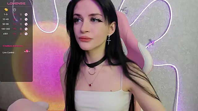 Molly Crystall online show from July 7, 2026, 3:42 am