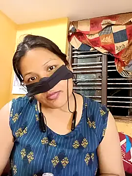 Snapshot of Radhikadavi879 chatting on February 16, 2025, 7:38 pm Radhikadavi879 online show from February 16, 2025, 7:38 pm