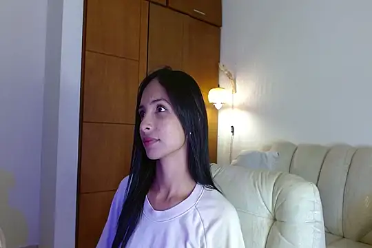 AnnitaSerna  online show from March 19, 2026, 3:50 am