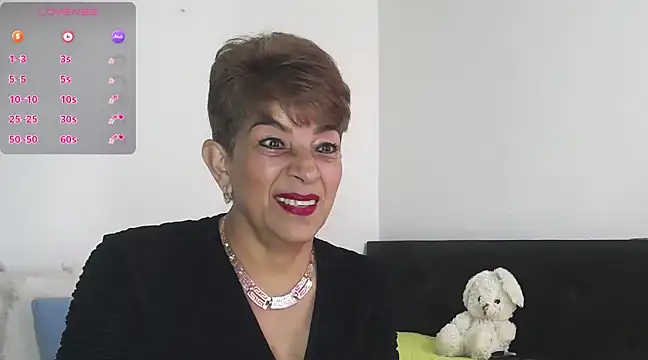 Snapshot of Angelina_Stone_65 chatting on February 26, 2025, 1:32 pm Angelina Stone 65 online show from February 26, 2025, 1:32 pm