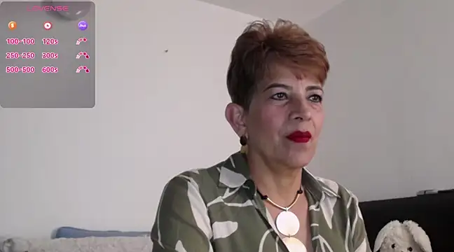 Snapshot of Angelina_Stone_65 chatting on February 21, 2025, 9:32 pm Angelina Stone 65 online show from February 21, 2025, 9:32 pm