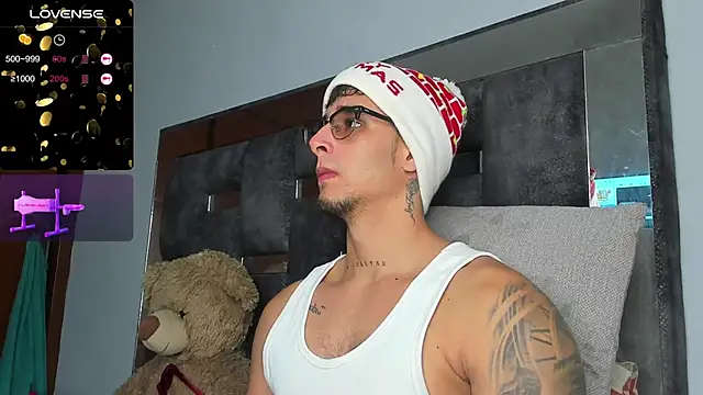 iamcamiloo  online show from December 3, 2025, 4:35 am