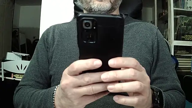 Snapshot of Nash_76_ chatting on December 22, 2025, 9:59 pm Nash 76 online show from December 22, 2025, 9:59 pm