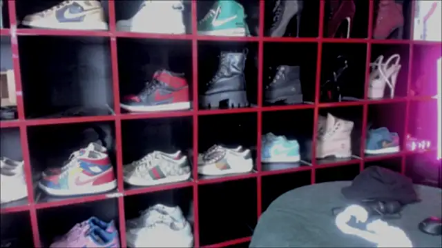 Indianbrownie online show from January 15, 2026, 5:49 pm