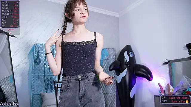 sylvie fey online show from July 9, 2026, 2:01 am