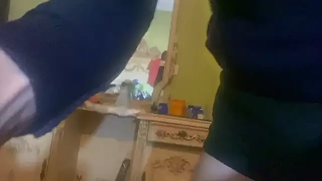 Snapshot of emylolo9 chatting on December 31, 2024, 2:47 pm emylolo9 online show from December 31, 2024, 2:47 pm