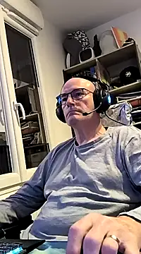 bogland33 online show from March 17, 2025, 6:53 pm