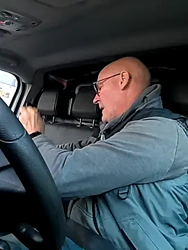 bogland33 online show from October 15, 2025, 4:26 pm