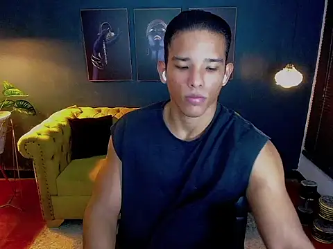 puma fit online show from October 8, 2025, 1:29 am