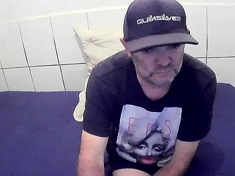 Snapshot of pierdona chatting on February 6, 2026, 8:16 pm pierdona online show from February 6, 2026, 8:16 pm