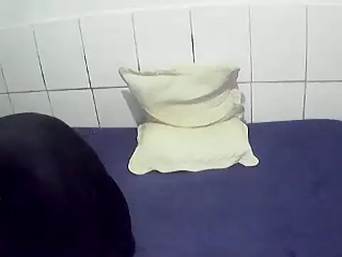 Snapshot of pierdona chatting on February 13, 2026, 7:36 pm pierdona online show from February 13, 2026, 7:36 pm