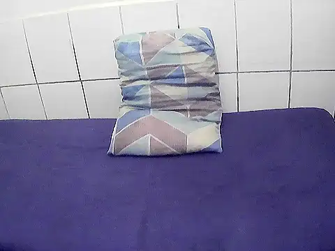 Snapshot of pierdona chatting on February 4, 2026, 8:26 pm pierdona online show from February 4, 2026, 8:26 pm