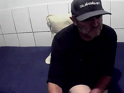 Snapshot of pierdona chatting on February 28, 2026, 7:24 pm pierdona online show from February 28, 2026, 7:24 pm