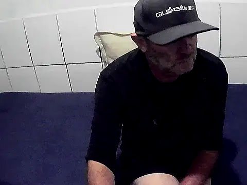 Snapshot of pierdona chatting on February 27, 2026, 8:08 pm pierdona online show from February 27, 2026, 8:08 pm