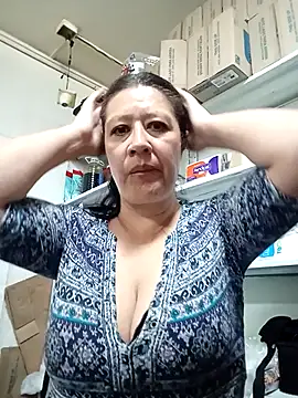 Snapshot of carolina_linarez69 chatting on April 30, 2026, 6:48 pm carolina linarez69 online show from April 30, 2026, 6:48 pm