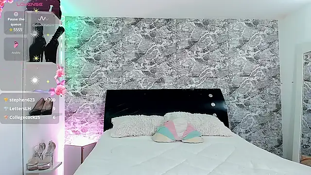 Snapshot of anna__duff chatting on February 14, 2025, 12:09 am anna duff online show from February 14, 2025, 12:09 am