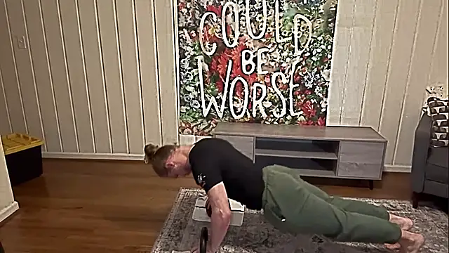 DaddydayDrinkzz online show from December 1, 2025, 5:30 am