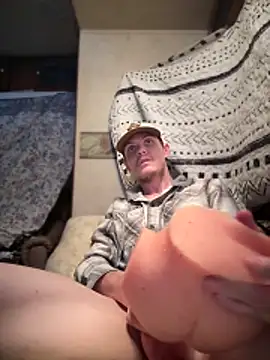 Snapshot of devinshd chatting on November 29, 2025, 4:23 am devinshd online show from November 29, 2025, 4:23 am