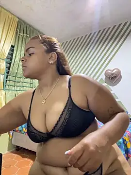 Evabigass online show from October 2, 2025, 8:56 pm