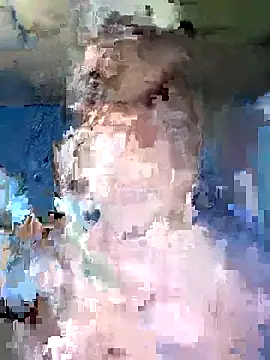 Snapshot of Elvishcassie_ chatting on September 30, 2025, 2:01 pm Elvishcassie  online show from September 30, 2025, 2:01 pm