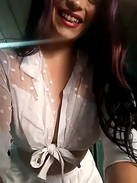 Snapshot of Elvishcassie_ chatting on January 29, 2025, 9:07 pm Elvishcassie  online show from January 29, 2025, 9:07 pm