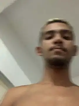 moreninhoP online show from January 8, 2025, 5:05 am