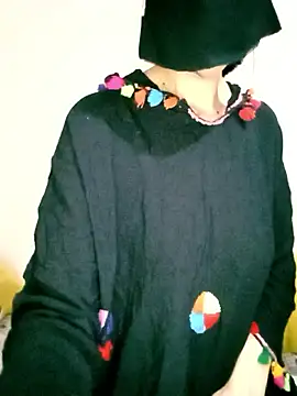 Snapshot of Zomorodaa_ chatting on May 5, 2026, 9:40 pm Zomorodaa online show from May 5, 2026, 9:40 pm