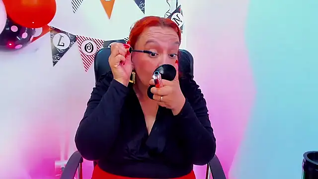 RoxieJackson online show from October 29, 2025, 4:39 pm