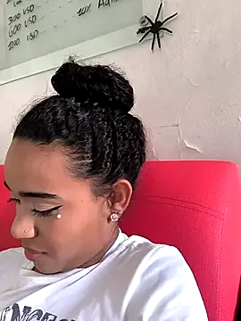 Snapshot of evafoxs chatting on November 1, 2025, 9:30 pm evafoxs online show from November 1, 2025, 9:30 pm