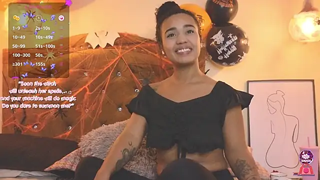 Snapshot of evafoxs chatting on October 10, 2025, 2:56 am evafoxs online show from October 10, 2025, 2:56 am