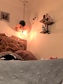 Snapshot of evafoxs chatting on October 14, 2025, 5:13 pm evafoxs online show from October 14, 2025, 5:13 pm