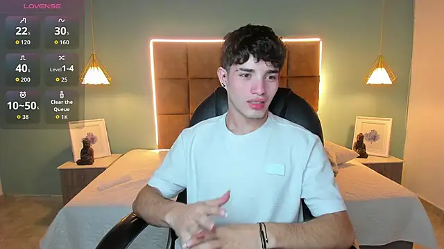 AlejooTwink online show from November 28, 2025, 12:55 am