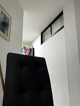 siri duque online show from September 15, 2025, 12:44 am