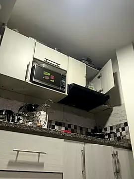 siri duque online show from November 9, 2025, 12:58 am