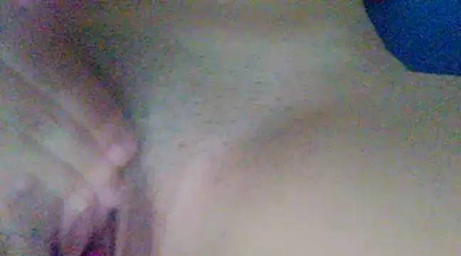 Snapshot of olliezinn chatting on February 19, 2025, 6:22 am olliezinn online show from February 19, 2025, 6:22 am